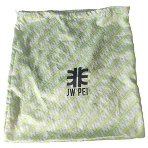 JW PEI dust bag green and white draw string